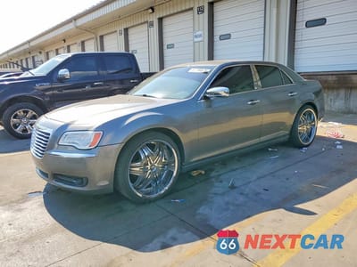 2012 CHRYSLER 300C 2C3CCAET5CH108468 - główne zdjęcie licytacji z USA - miniatura