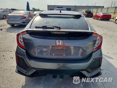 Zdjęcie 6 z 12 samochodu: 2018 HONDA CIVIC SPORT VIN:SHHFK7H4XJU224673 - miniatura