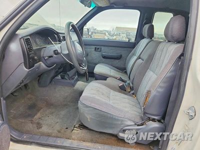 Zdjęcie 7 z 13 samochodu: 1999 TOYOTA TACOMA BASE VIN:4TAVL52N4XZ552007 - miniatura