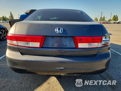 Zdjęcie 6 z 12 samochodu: 2003 HONDA ACCORD LX VIN:JHMCM56303C000646 - miniatura