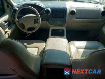 Zdjęcie 8 z 13 samochodu: 2003 FORD EXPEDITION EDDIE BAUER VIN:1FMPU18L13LC56492 - miniatura