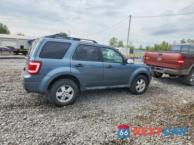 Trzecie zdjęcie samochodu z tyłu: 2010 FORD ESCAPE XLT VIN:1FMCU0DG3AKA53298 - miniatura