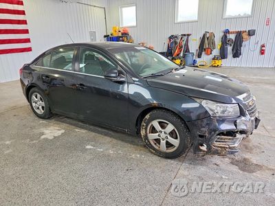 Czwarte zdjęcie samochodu z boku: 2015 CHEVROLET CRUZE LT VIN:1G1PC5SB5F7172793 - miniatura