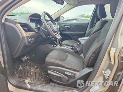 Zdjęcie 7 z 13 samochodu: 2017 JEEP CHEROKEE SPORT VIN:1C4PJMAS1HW512622 - miniatura
