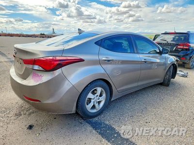 Trzecie zdjęcie samochodu z tyłu: 2015 HYUNDAI ELANTRA SE VIN:5NPDH4AE0FH556378 - miniatura