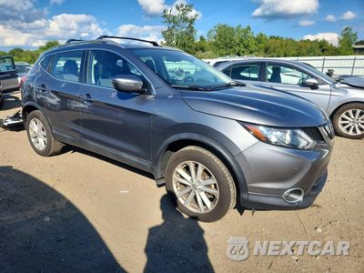 Czwarte zdjęcie samochodu z boku: 2018 NISSAN ROGUE SPORT SV VIN:JN1BJ1CR1JW600727 - miniatura