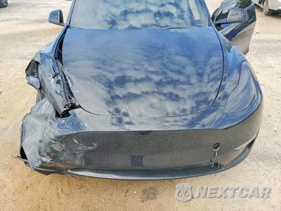 Zdjęcie 12 z 14 samochodu: 2023 TESLA MODEL Y VIN:7SAYGDEF6PF911421 - miniatura