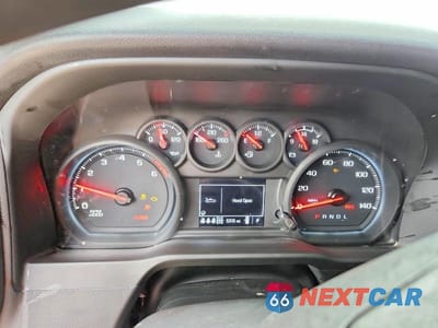 Zdjęcie 9 z 12 samochodu: 2026 CHEVROLET SILVERADO K2500 CUSTOM VIN:2GC4KME77T1152892 - miniatura