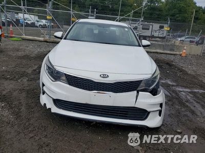 Piąte zdjęcie samochodu w środku: 2016 KIA OPTIMA LX VIN:KNAGT4L39G5098670 - miniatura