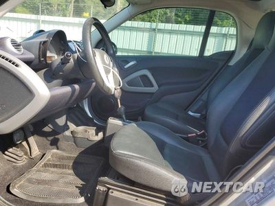 Zdjęcie 7 z 12 samochodu: 2013 SMART FORTWO PURE VIN:WMEEJ3BA5DK704653 - miniatura