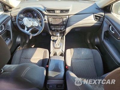 Zdjęcie 8 z 12 samochodu: 2020 NISSAN ROGUE SV VIN:5N1AT2MT3LC807428 - miniatura