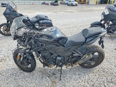 Trzecie zdjęcie samochodu z tyłu: 2019 KAWASAKI ZX1000 W VIN:JKAZXCW18KA022114 - miniatura