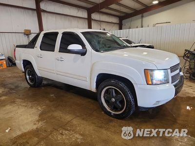 Czwarte zdjęcie samochodu z boku: 2010 CHEVROLET AVALANCHE LT VIN:3GNVKFE01AG225544 - miniatura