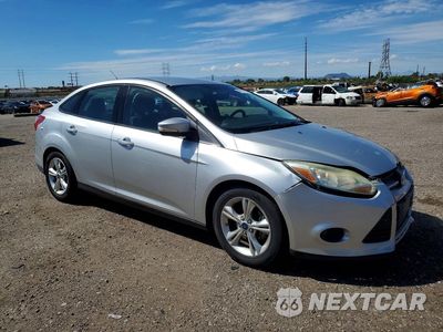 Czwarte zdjęcie samochodu z boku: 2014 FORD FOCUS SE VIN:1FADP3F24EL272487 - miniatura