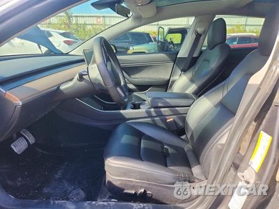 Zdjęcie 7 z 12 samochodu: 2019 TESLA MODEL 3 VIN:5YJ3E1EB0KF510349 - miniatura
