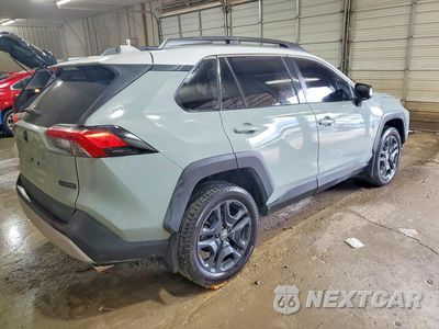 Trzecie zdjęcie samochodu z tyłu: 2022 TOYOTA RAV4 ADVENTURE VIN:2T3J1RFV2NW315085 - miniatura