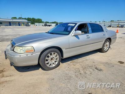 2006 LINCOLN TOWN CAR SIGNATURE LIMITED 1LNHM82W16Y646189 - główne zdjęcie licytacji z USA - miniatura