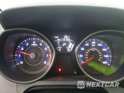 Zdjęcie 9 z 12 samochodu: 2013 HYUNDAI ELANTRA GLS VIN:5NPDH4AE4DH307305 - miniatura