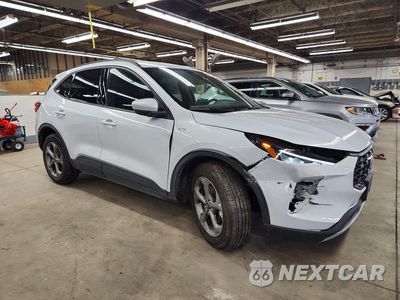 Czwarte zdjęcie samochodu z boku: 2025 FORD ESCAPE ST LINE SELECT VIN:1FMCU9NZ0SUB25407 - miniatura