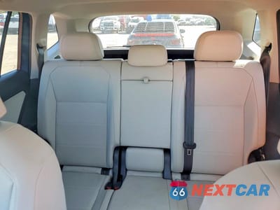 Zdjęcie 10 z 13 samochodu: 2019 VOLKSWAGEN TIGUAN SE VIN:3VV2B7AX4KM167826 - miniatura