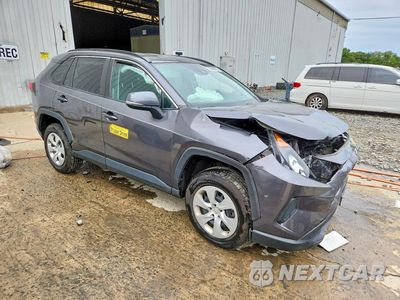 Czwarte zdjęcie samochodu z boku: 2021 TOYOTA RAV4 LE VIN:2T3G1RFV0MC251445 - miniatura