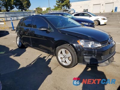 Czwarte zdjęcie samochodu z boku: 2017 VOLKSWAGEN GOLF S VIN:3VW217AU2HM071867 - miniatura