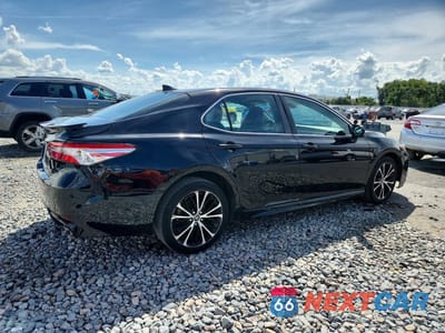 Trzecie zdjęcie samochodu z tyłu: 2020 TOYOTA CAMRY SE VIN:4T1G11AK2LU331561 - miniatura