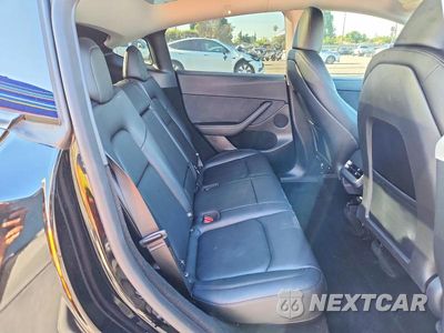 Zdjęcie 10 z 12 samochodu: 2025 TESLA MODEL Y VIN:7SAYGDED2SF277645 - miniatura