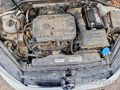 Zdjęcie 11 z 12 samochodu: 2016 VOLKSWAGEN GOLF S/SE VIN:3VW217AU4GM039047 - miniatura