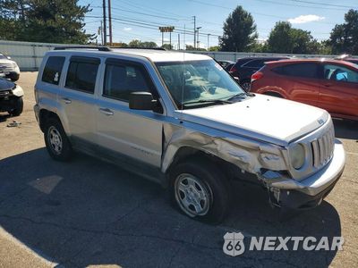 Czwarte zdjęcie samochodu z boku: 2011 JEEP PATRIOT SPORT VIN:1J4NF1GB0BD177736 - miniatura