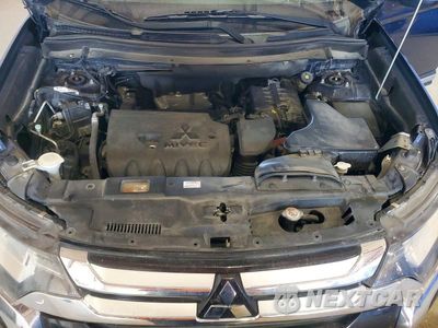 Zdjęcie 12 z 13 samochodu: 2017 MITSUBISHI OUTLANDER SE VIN:JA4AZ3A3XHZ006264 - miniatura