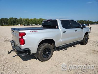 Trzecie zdjęcie samochodu z tyłu: 2022 CHEVROLET SILVERADO LTD K1500 LT TRAIL BOSS VIN:3GCPYFEL4NG143257 - miniatura