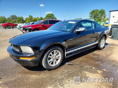 2008 FORD MUSTANG 1ZVHT80N385207675 - główne zdjęcie licytacji z USA - miniatura