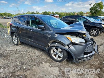 Czwarte zdjęcie samochodu z boku: 2015 FORD ESCAPE SE VIN:1FMCU9G90FUA63574 - miniatura