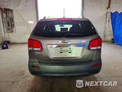 Zdjęcie 6 z 13 samochodu: 2011 KIA SORENTO LX VIN:5XYKTDA2XBG078662 - miniatura