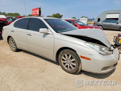 Czwarte zdjęcie samochodu z boku: 2002 LEXUS ES 300 VIN:JTHBF30G120047741 - miniatura