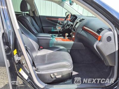 Zdjęcie 13 z 13 samochodu: 2012 LEXUS LS 460L VIN:JTHGL5EF8C5045967 - miniatura