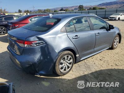 Trzecie zdjęcie samochodu z tyłu: 2021 TOYOTA COROLLA LE VIN:JTDEPMAE1MJ159449 - miniatura