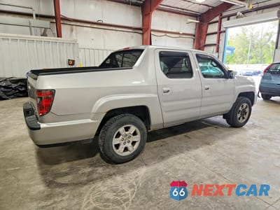 Trzecie zdjęcie samochodu z tyłu: 2013 HONDA RIDGELINE RTS VIN:5FPYK1F43DB003843 - miniatura