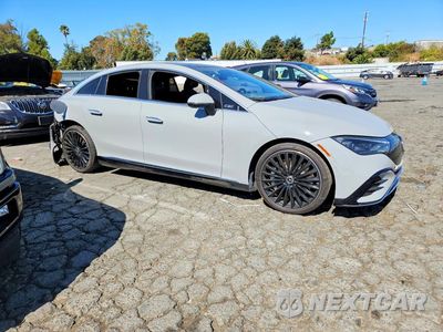 Czwarte zdjęcie samochodu z boku: 2023 MERCEDES-BENZ EQE SEDAN 350+ VIN:W1KEG2BB0PF025408 - miniatura