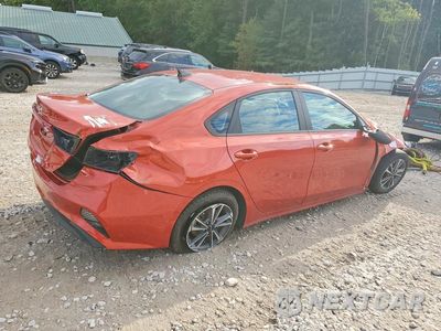 Trzecie zdjęcie samochodu z tyłu: 2024 KIA FORTE LXS VIN:3KPF24AD4RE727238 - miniatura