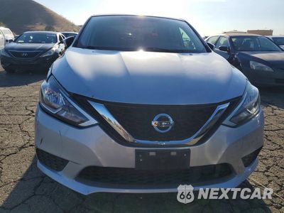 Piąte zdjęcie samochodu w środku: 2019 NISSAN SENTRA S VIN:3N1AB7AP1KY237627 - miniatura