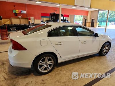 Trzecie zdjęcie samochodu z tyłu: 2015 VOLVO S60 PREMIER VIN:YV1612TB8F1311026 - miniatura
