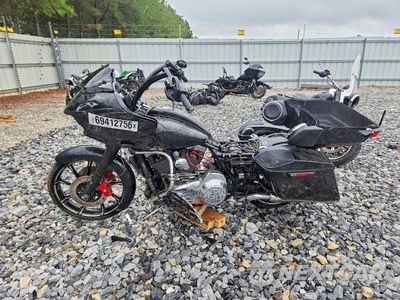Trzecie zdjęcie samochodu z tyłu: 2016 HARLEY-DAVIDSON FLTRX ROAD GLIDE VIN:1HD1KHM15GB691958 - miniatura