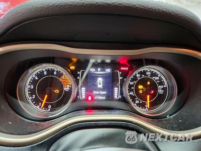 Zdjęcie 9 z 13 samochodu: 2017 JEEP CHEROKEE SPORT VIN:1C4PJMAS1HW520963 - miniatura