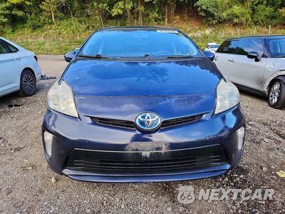 Piąte zdjęcie samochodu w środku: 2013 TOYOTA PRIUS THREE VIN:JTDKN3DU7D1665860 - miniatura