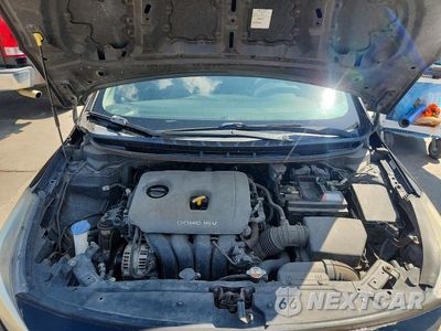 Zdjęcie 11 z 12 samochodu: 2018 KIA FORTE LX VIN:3KPFK4A71JE195980 - miniatura