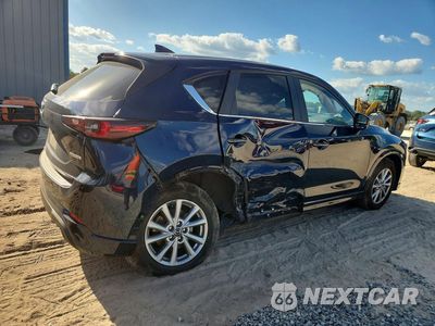 Trzecie zdjęcie samochodu z tyłu: 2024 MAZDA CX-5 PREFERRED VIN:JM3KFBCL4R0437996 - miniatura