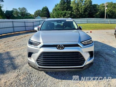 Piąte zdjęcie samochodu w środku: 2026 TOYOTA GRAND HIGHLANDER XLE VIN:5TDAAAA55TS036723 - miniatura