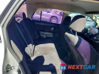 Zdjęcie 10 z 13 samochodu: 2010 NISSAN VERSA 1.8 S VIN:3N1BC1APXAL367917 - miniatura